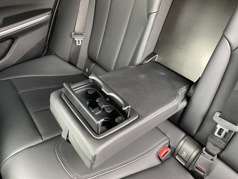 Used 2025 BMW M340i w/ Premium Package image 39