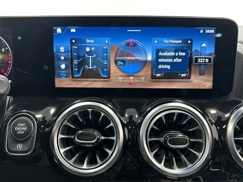 Used 2025 Mercedes-Benz GLA 250 GLA 250 image 23