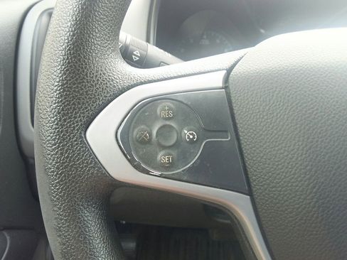 Used 2022 Chevrolet Colorado W/T w/ WT Convenience Package RWD image 21