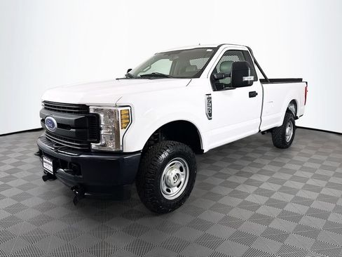 Used 2018 Ford F350 XL AWD/4WD image 3