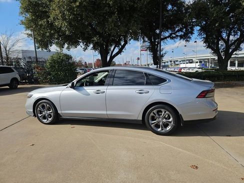 Certified 2023 Honda Accord EX image 8