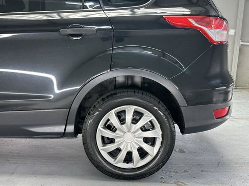 Used 2014 Ford Escape S FWD image 6