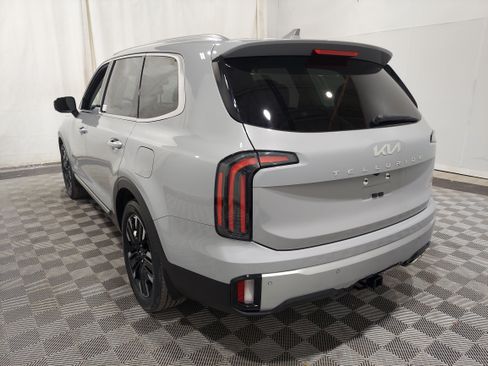 Used 2023 Kia Telluride SX AWD/4WD image 2