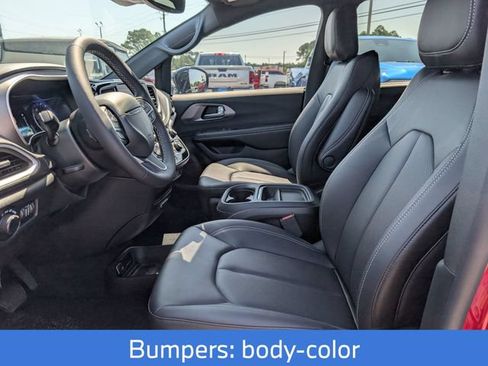 New 2027 Chrysler Pacifica Select FWD image 16