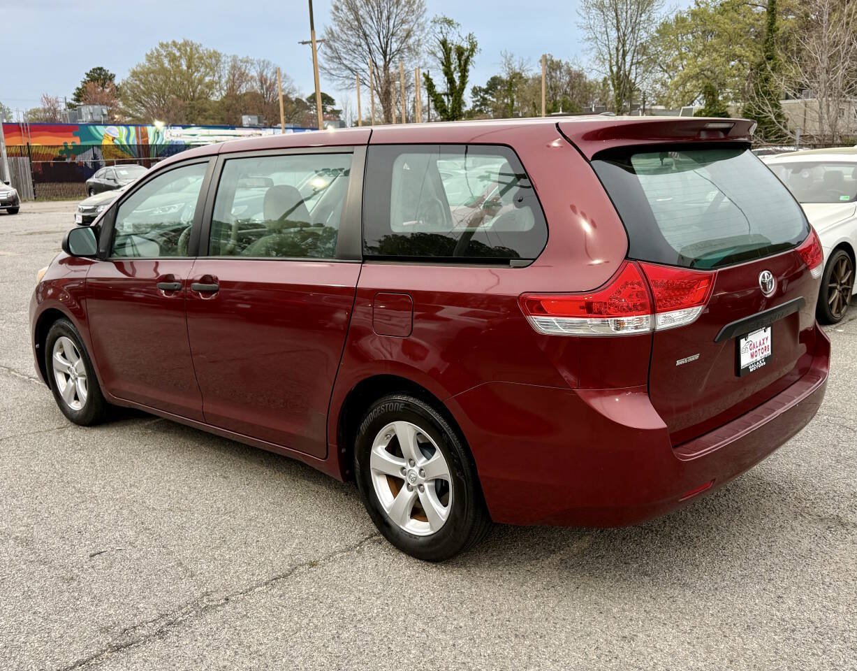 Used 2014 Toyota Sienna L FWD image 6