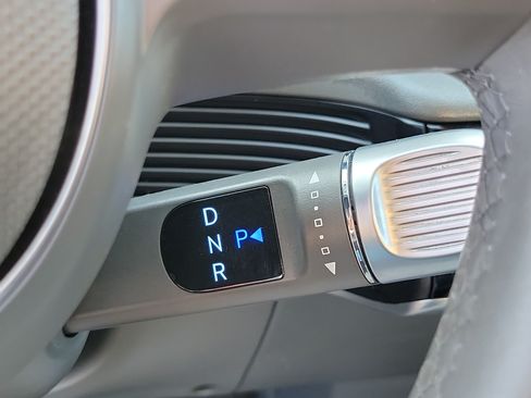 Certified 2024 Hyundai Ioniq 5 SEL RWD image 15
