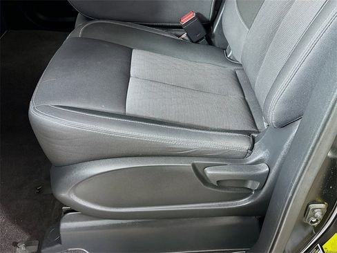 Used 2023 Nissan Titan SV w/ Accessory Utility Package image 23