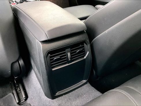 Used 2024 BMW M2 w/ Lighting Package RWD image 30