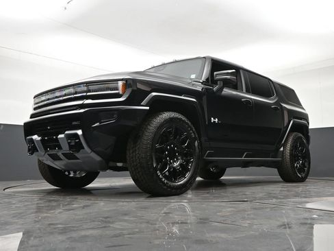 Used 2026 GMC Hummer EV SUV AWD/4WD image 24
