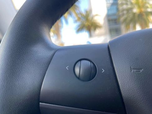 Used 2019 Tesla Model 3 RWD image 25