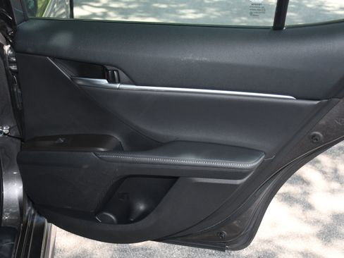 Used 2023 Toyota Camry XSE image 19