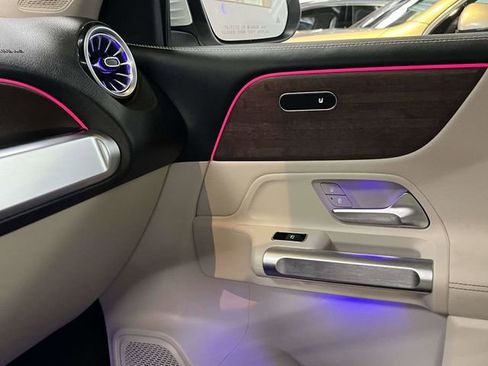 Certified 2022 Mercedes-Benz GLB 250 GLB 250 image 34