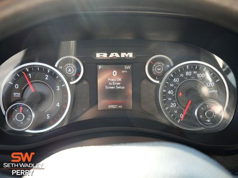 Used 2024 RAM 3500 Tradesman w/ Chrome Appearance Group image 19