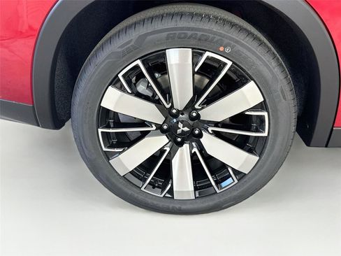 New 2026 Mitsubishi Outlander SE FWD image 30