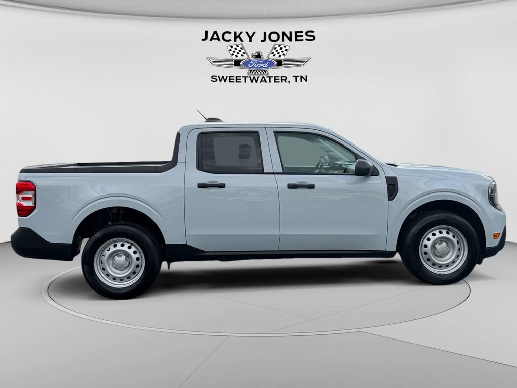 Used 2025 Ford Maverick XL w/ Equipment Group 102A AWD/4WD image 6