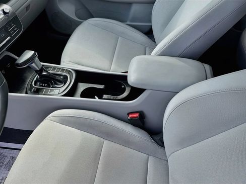 Used 2024 Hyundai Kona SEL FWD image 27