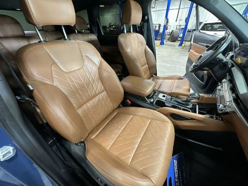 Used 2024 Kia Telluride EX X-Line AWD/4WD image 32