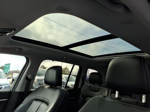 Used 2023 Jeep Grand Cherokee 4WD 4xe w/ Luxury Tech Group II image 24