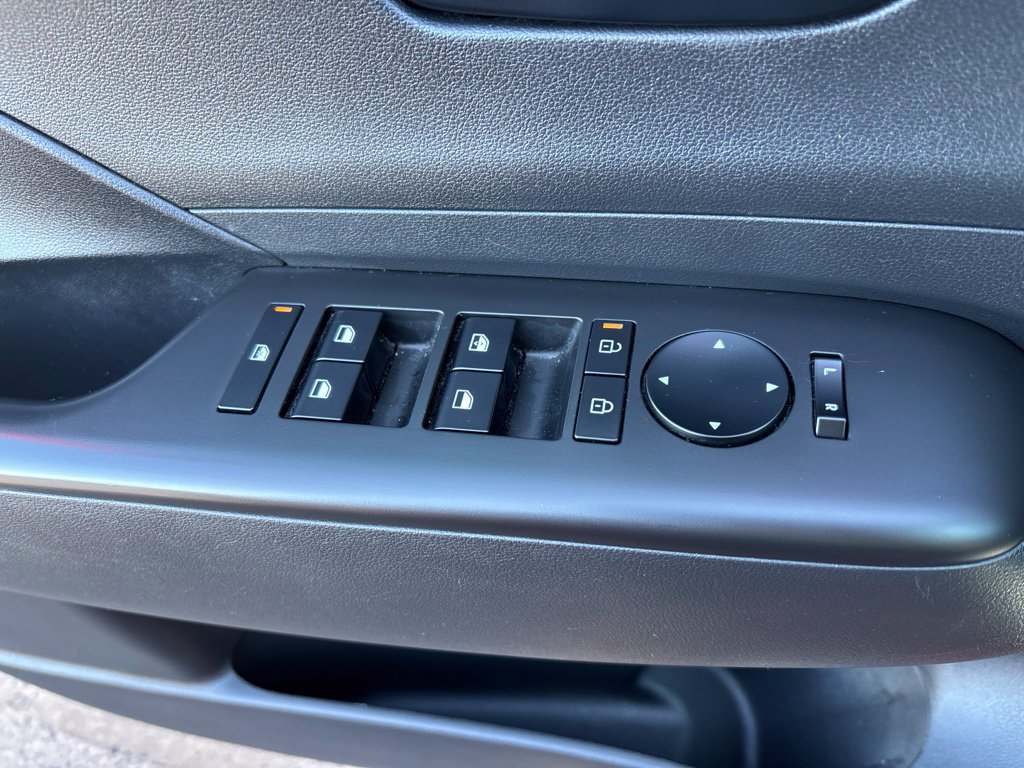 Used 2024 Hyundai Kona SEL FWD image 16