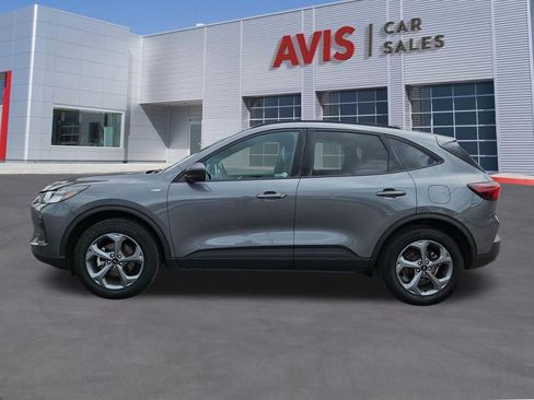 Used 2025 Ford Escape ST-Line AWD/4WD image 2