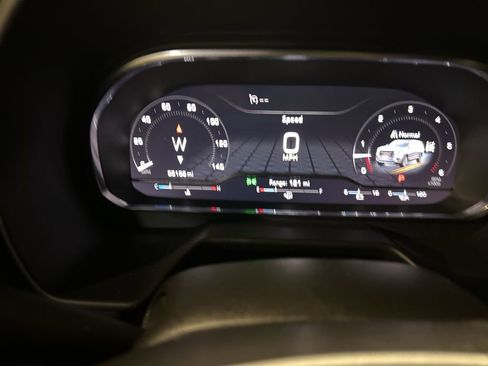 Used 2024 GMC Yukon SLT image 15