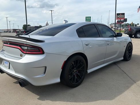 Used 2019 Dodge Charger Scat Pack w/ Dynamics Package RWD image 20