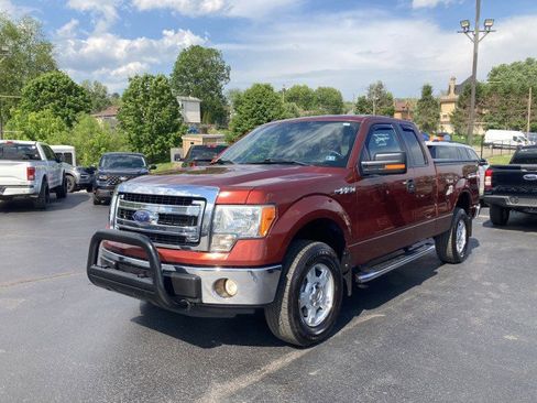Used 2014 Ford F150 XLT w/ Equipment Group 301A Mid AWD/4WD image 9