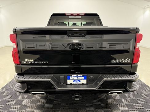 Used 2025 Chevrolet Silverado 1500 High Country w/ Technology Package image 7