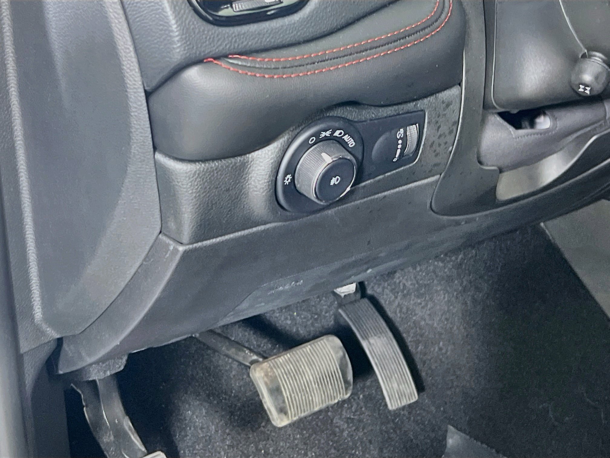 Used 2023 Dodge Durango R/T AWD/4WD image 10