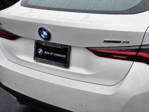 Used 2024 BMW i4 eDrive35 w/ Premium Package image 15
