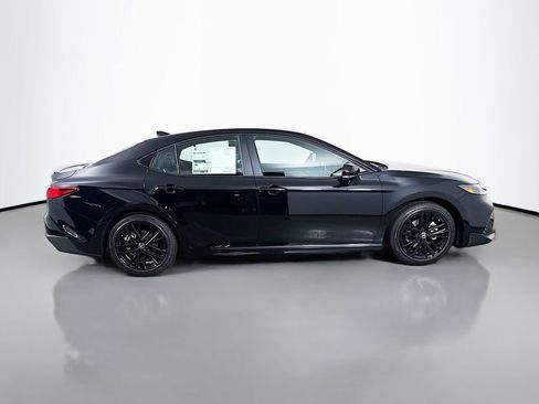 Certified 2026 Toyota Camry SE w/ Convenience Package FWD image 4