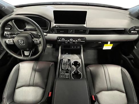 New 2026 Honda Pilot Black Edition image 16