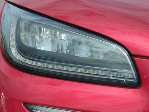 Used 2025 Lincoln Corsair AWD w/ Equipment Group 101A image 10