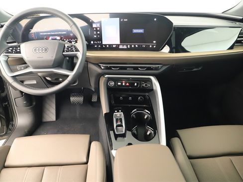 New 2025 Audi Q5 2.0T Premium Plus image 18