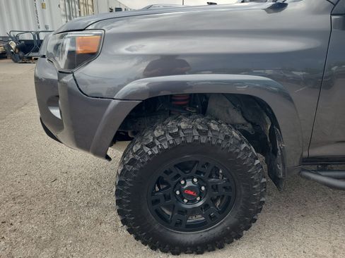 Used 2016 Toyota 4Runner TRD Pro AWD/4WD image 10