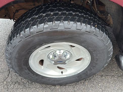 Used 1998 Ford Expedition 4WD image 26