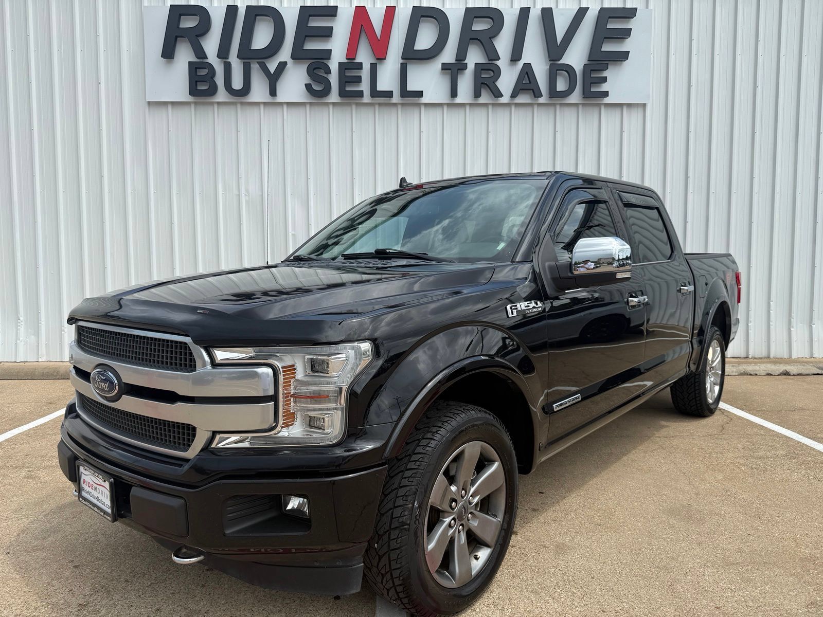 Used 2019 Ford F150 Platinum w/ Equipment Group 701A Luxury AWD/4WD image 1