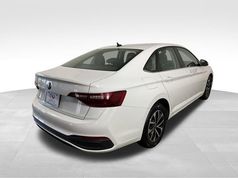 Used 2024 Volkswagen Jetta S FWD image 9