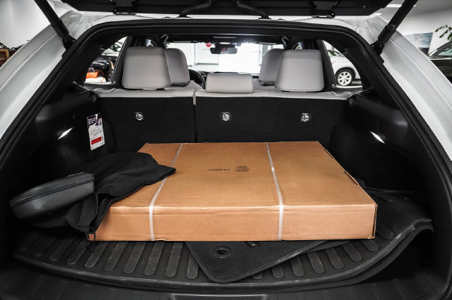 Certified 2025 Lexus UX 300h FWD w/ Accessory Package (Z2) image 23