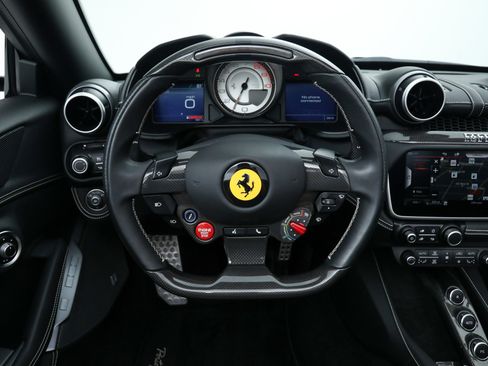 Certified 2023 Ferrari Portofino M image 9