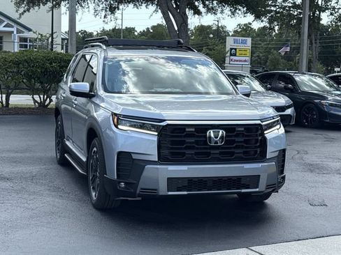New 2026 Honda Pilot Touring image 3