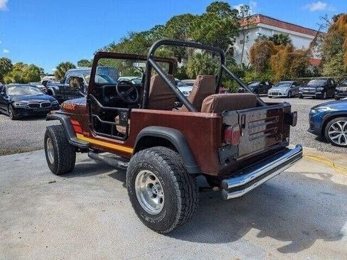Used 1989 Jeep Wrangler 4WD image 5