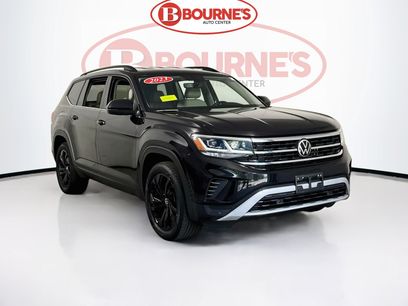 Used 2023 Volkswagen Atlas SE w/ Black Wheel Package