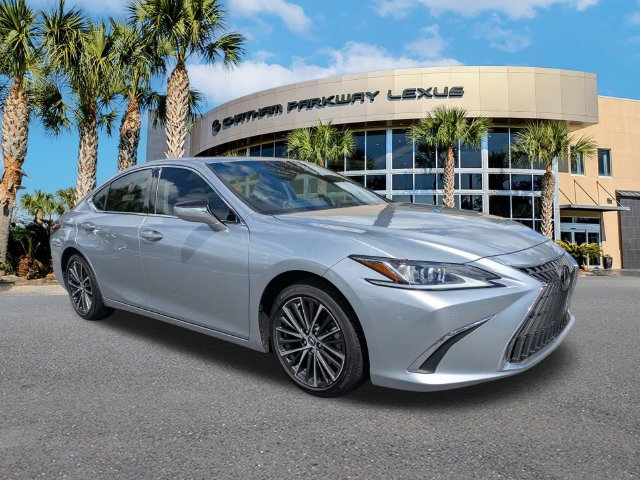 Certified 2023 Lexus ES 300h w/ Premium Package FWD image 2