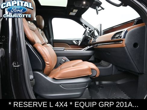 Used 2024 Lincoln Navigator L Reserve AWD/4WD image 14