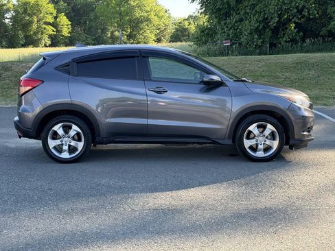 Used 2016 Honda HR-V EX-L image 4