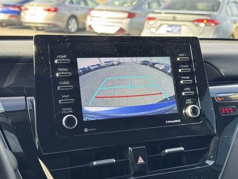 Used 2024 Toyota Camry SE image 20