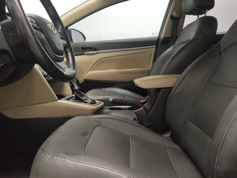 Used 2018 Hyundai Elantra Limited FWD image 17