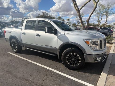Certified 2019 Nissan Titan PRO-4X w/ Pro-4x Utility Package image 3