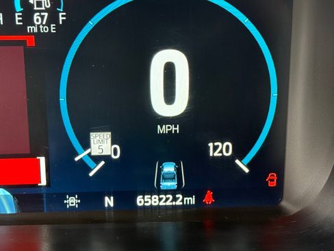 Used 2022 Ford F150 Lariat image 40